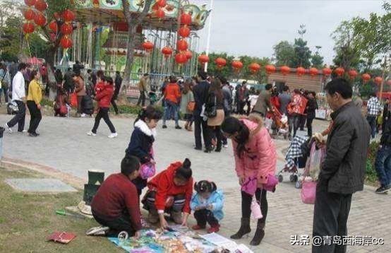 儿童保暖衣套装批发-冬天摆摊卖点什么更挣钱呢？