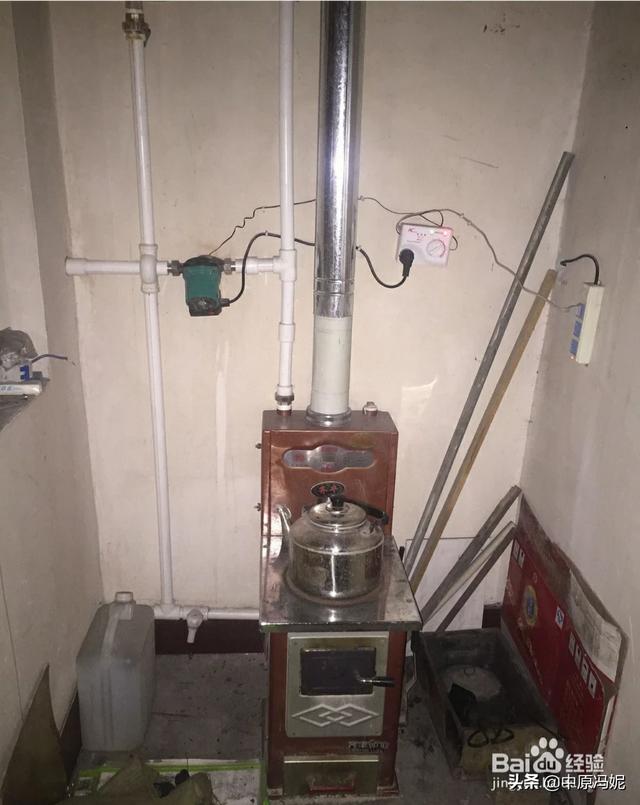 儿童保暖衣套装批发-冬天摆摊卖点什么更挣钱呢？