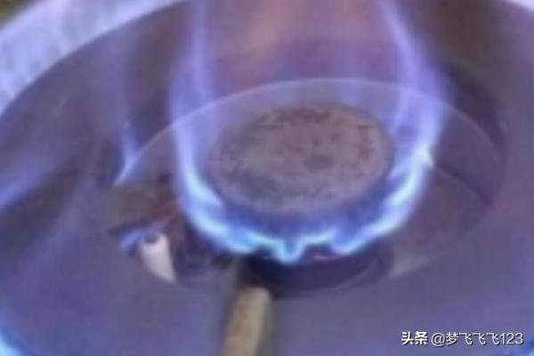 家用多大功率燃气灶合适呢视频-燃气灶怎么安装？